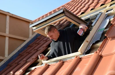 Pose de fenêtres de toit Velux à Arcenant